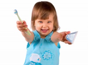 Как выбрать зубную пасту для ребенка?