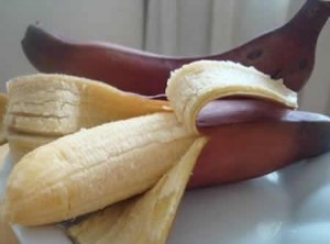 Красные бананы и их польза