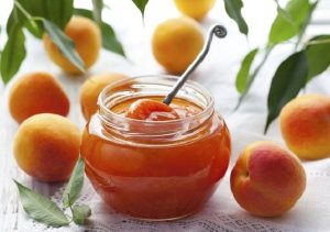 Чем полезно персиковое варенье